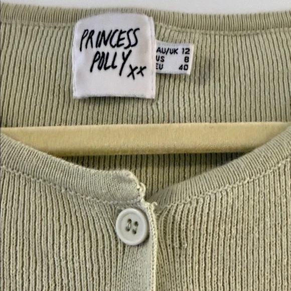 Princess Polly Light Sage Green Short-Sleeve Button-Up Top - Picture 3 of 3